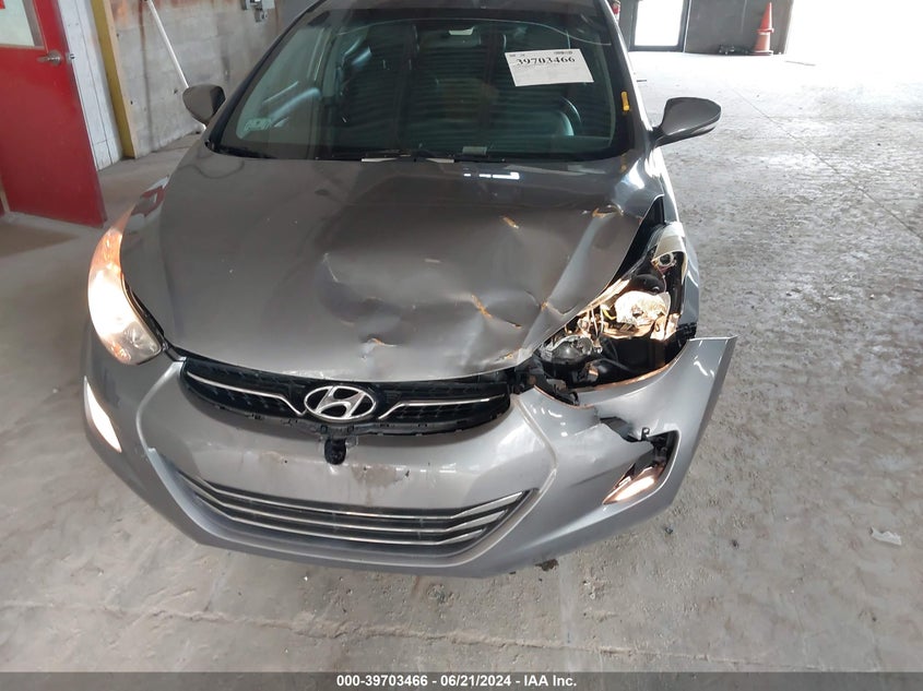 2012 Hyundai Elantra Limited VIN: 5NPDH4AE0CH119881 Lot: 39703466