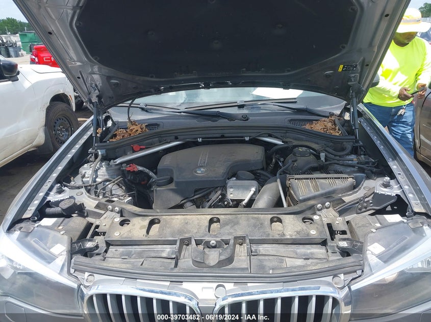 2017 BMW X3 Sdrive28I VIN: 5UXWZ7C32H0V93286 Lot: 39703482