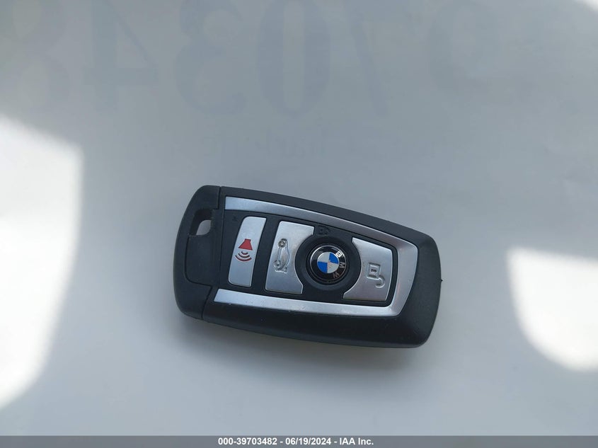 2017 BMW X3 Sdrive28I VIN: 5UXWZ7C32H0V93286 Lot: 39703482