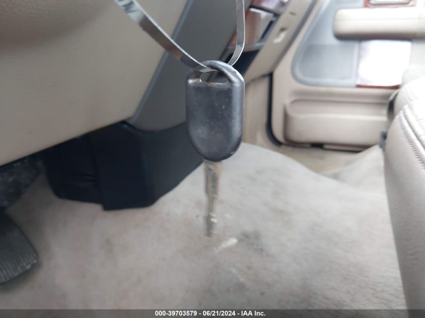 2005 Ford F-150 Lariat/Xlt VIN: 1FTPW12525FB38879 Lot: 39703579