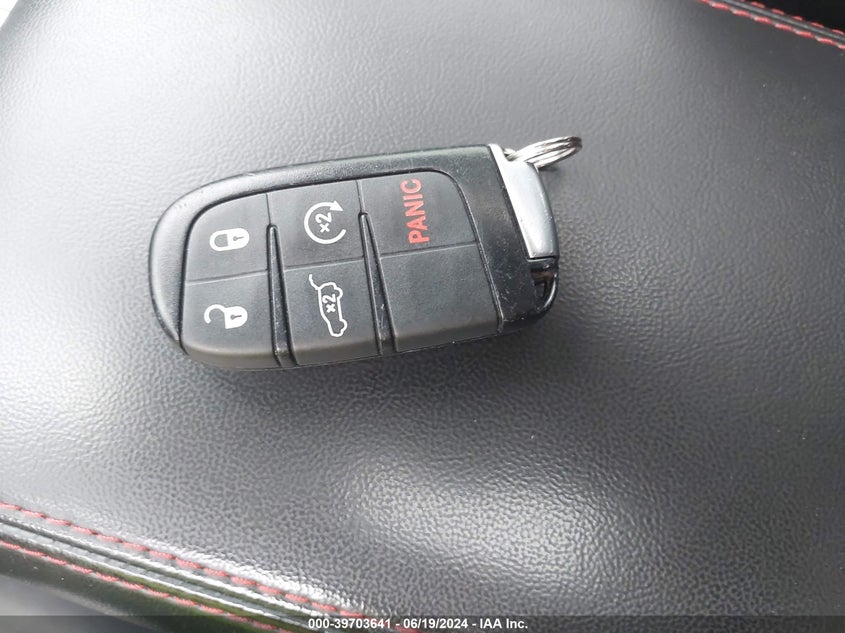 2018 Jeep Grand Cherokee Trailhawk 4X4 VIN: 1C4RJFLG4JC424863 Lot: 39703641