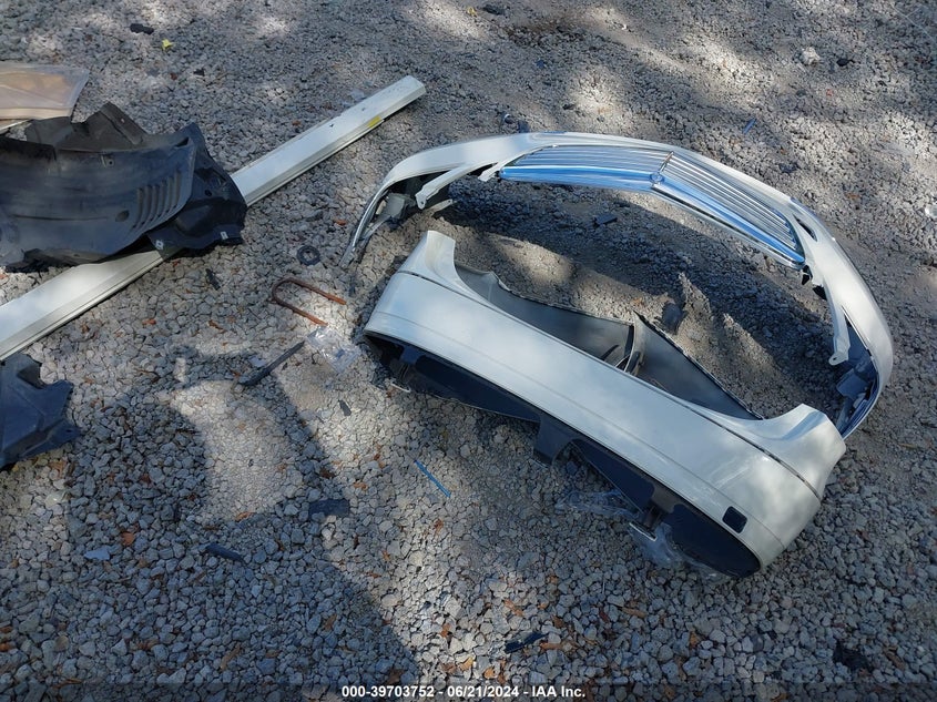 2011 Mercedes-Benz E 350 VIN: WDDHF5GB5BA278353 Lot: 39703752