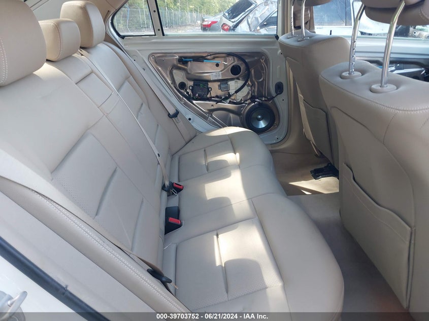 2011 Mercedes-Benz E 350 VIN: WDDHF5GB5BA278353 Lot: 39703752