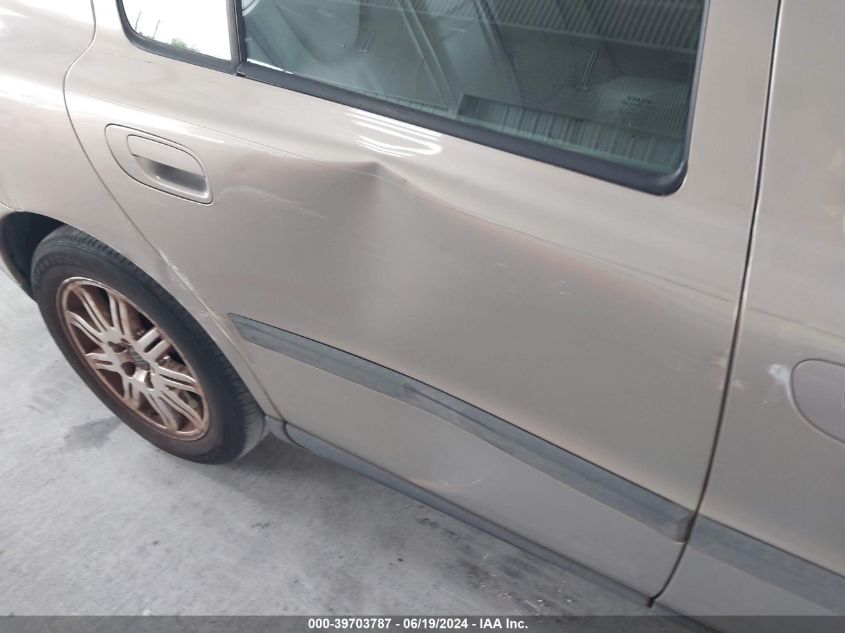 2004 Volvo S60 2.4 VIN: YV1RS61T742355037 Lot: 39703787