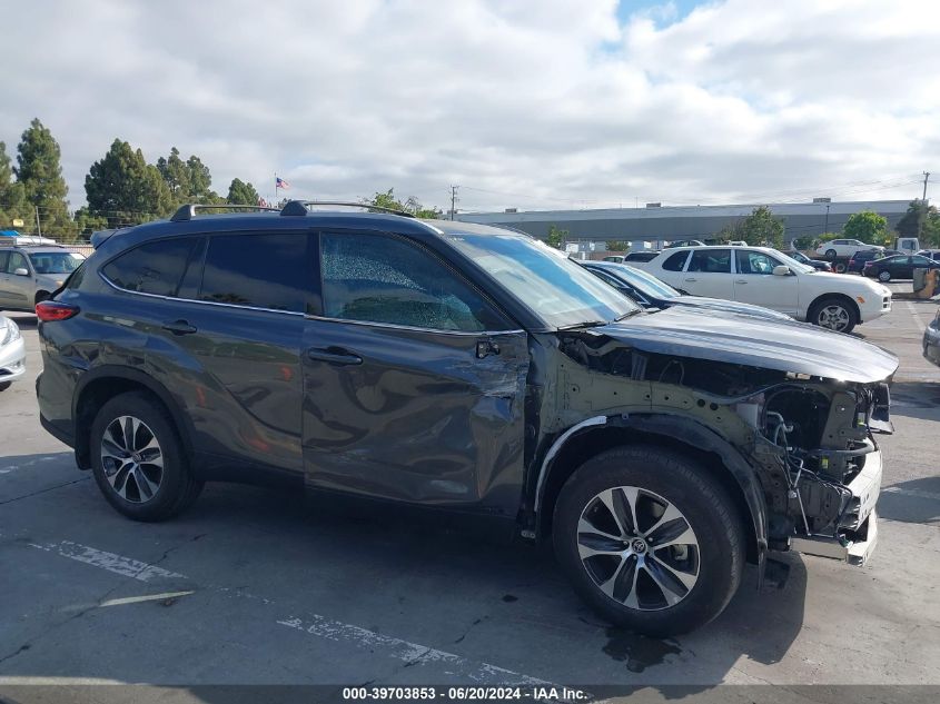 5TDHBRCH1NS559919 2022 Toyota Highlander Hybrid Xle/Hybrid Bronze