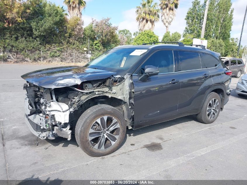 2022 Toyota Highlander Hybrid Xle/Hybrid Bronze VIN: 5TDHBRCH1NS559919 Lot: 39703853