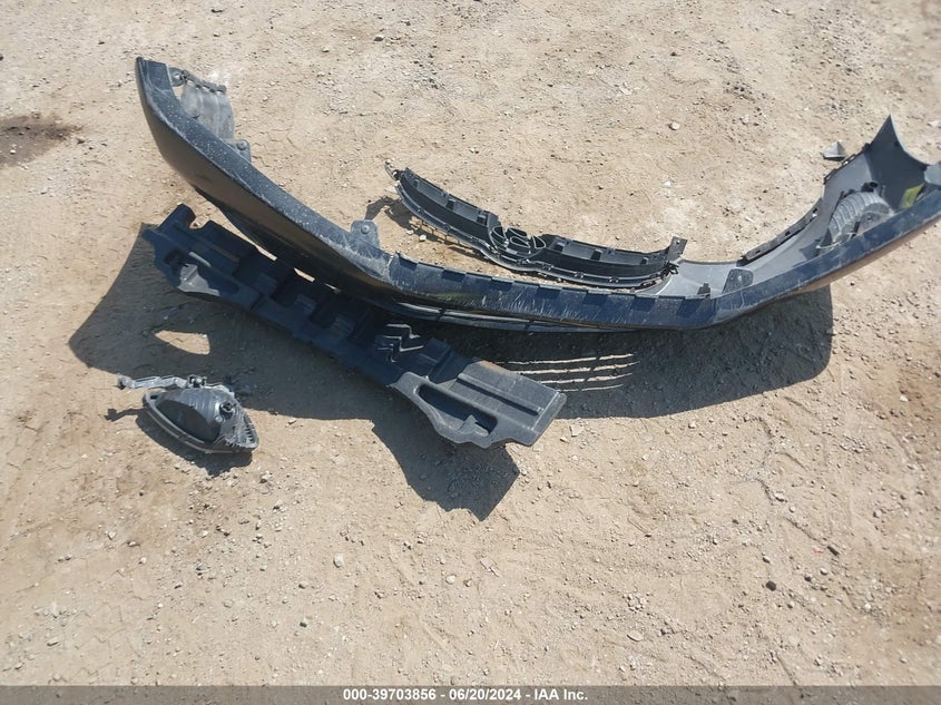 2012 Hyundai Elantra Gls (Ulsan Plant) VIN: KMHDH4AE4CU272474 Lot: 39703856