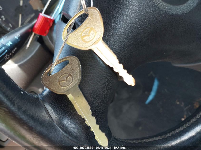 1999 Mazda Mx-5 Miata Leather Pkg/Popular Equipment Pkg/Sports Pkg/Touring Pkg VIN: JM1NB3538X0129876 Lot: 39703869