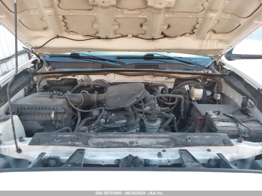 2017 Toyota Tacoma Sr VIN: 5TFAX5GN5HX102153 Lot: 39703900