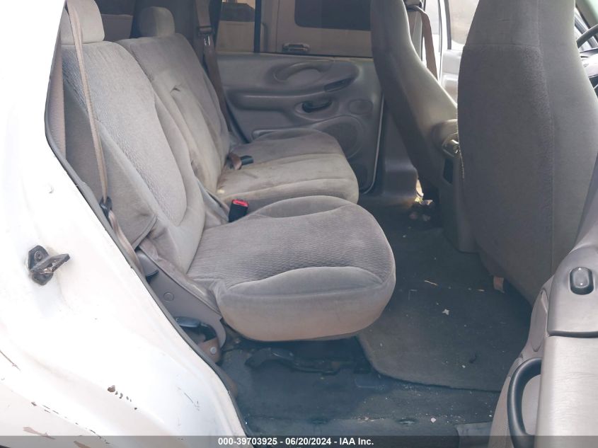 1999 Ford Expedition Eddie Bauer/Xlt VIN: 1FMRU17L5XLB84308 Lot: 39703925