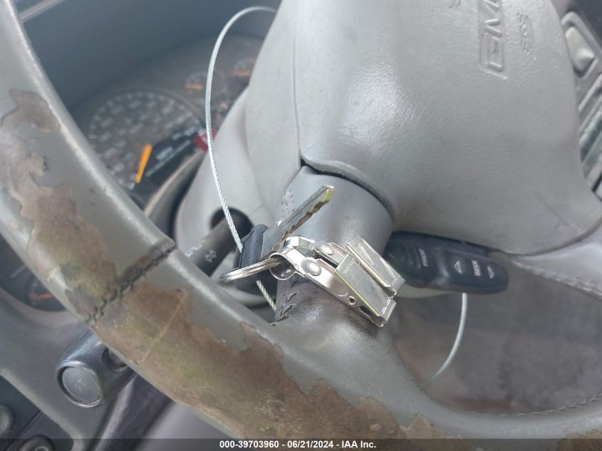 2002 GMC Sierra 1500 Denali VIN: 2GTFK69U121370507 Lot: 39703960