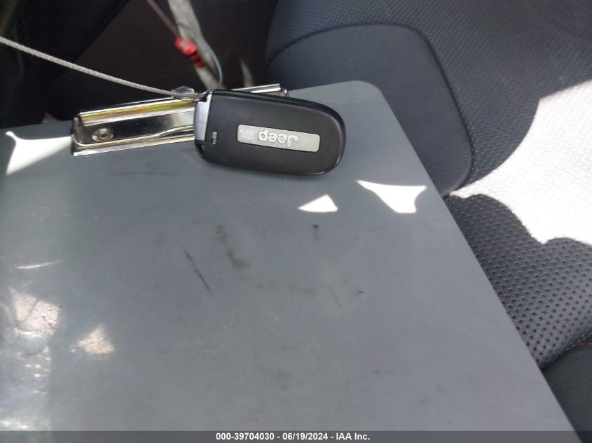 2019 Jeep Cherokee Trailhawk Elite 4X4 VIN: 1C4PJMBX8KD472195 Lot: 39704030