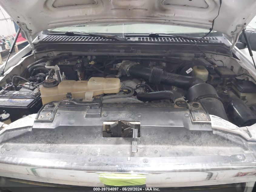 2000 Ford F-350 Lariat/Xl/Xlt VIN: 1FTSW31S2YEB55933 Lot: 39704097