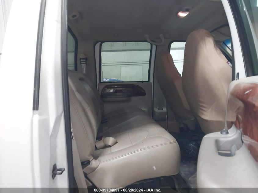 2000 Ford F-350 Lariat/Xl/Xlt VIN: 1FTSW31S2YEB55933 Lot: 39704097