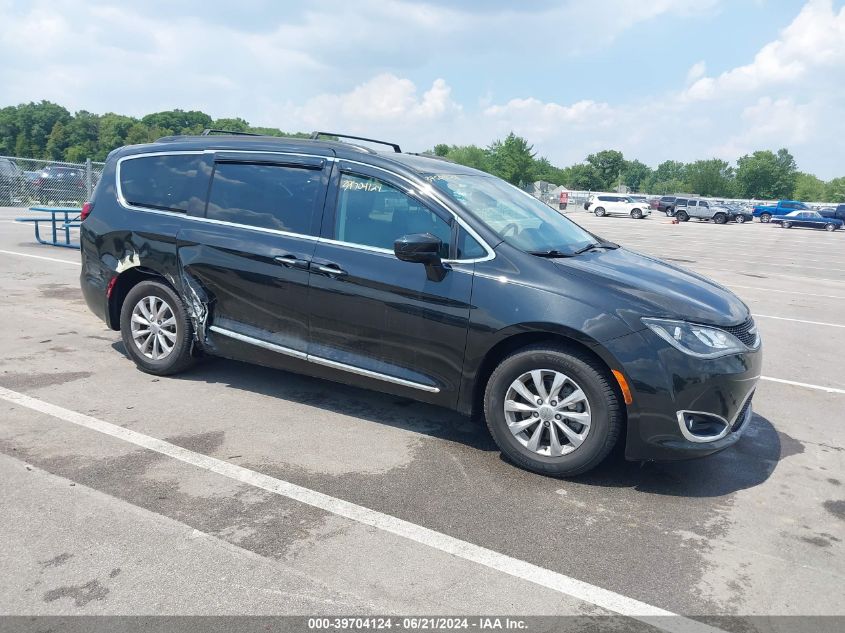 2017 Chrysler Pacifica Touring-L VIN: 2C4RC1BG7HR730326 Lot: 39704124