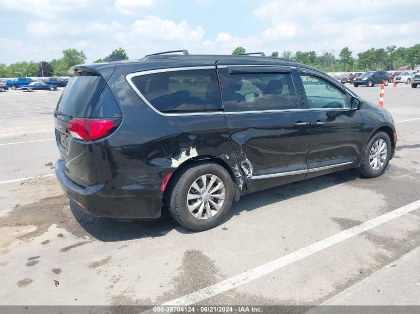 2017 Chrysler Pacifica Touring-L VIN: 2C4RC1BG7HR730326 Lot: 39704124