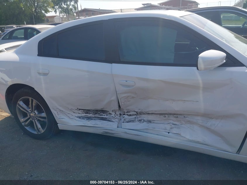 2011 Dodge Charger R/T VIN: 2B3CM5CT4BH521825 Lot: 39704153