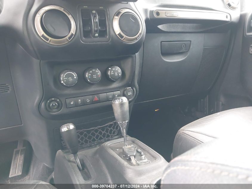 2016 Jeep Wrangler Unlimited 75Th Anniversary VIN: 1C4BJWEG7GL288820 Lot: 39704237