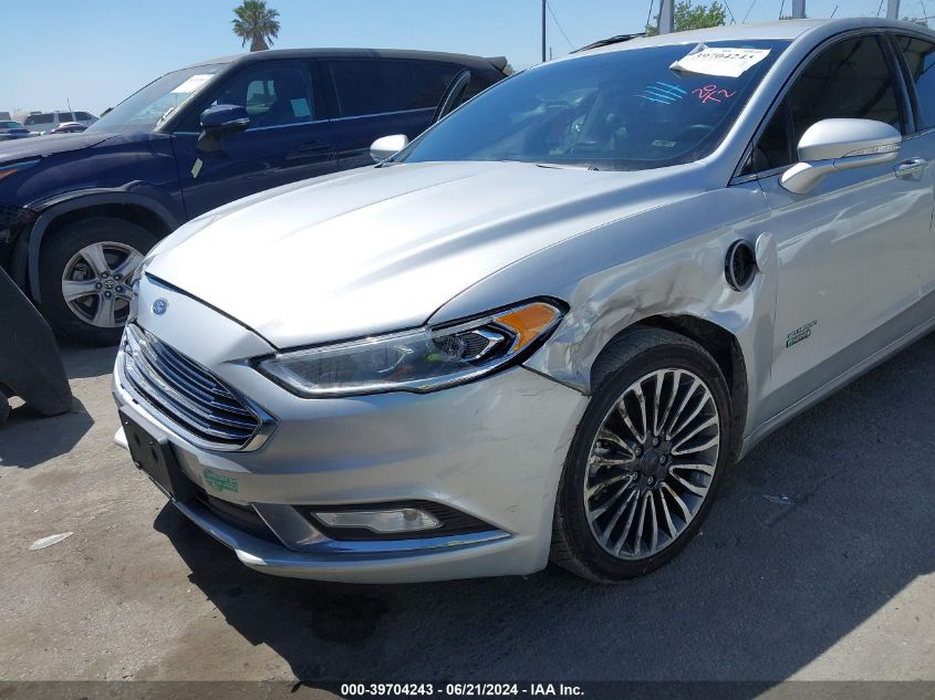 2017 Ford Fusion Se Phev VIN: 3FA6P0PUXHR129735 Lot: 39704243