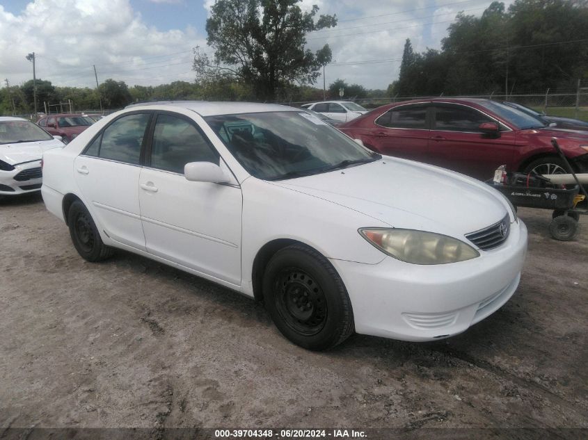 2005 Toyota Camry Le VIN: 4T1BE32K65U580084 Lot: 39704348