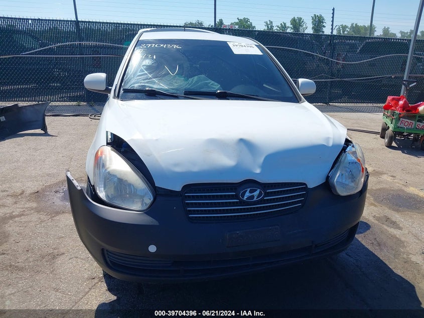 2010 Hyundai Accent Gls VIN: KMHCN4AC8AU488148 Lot: 39704396