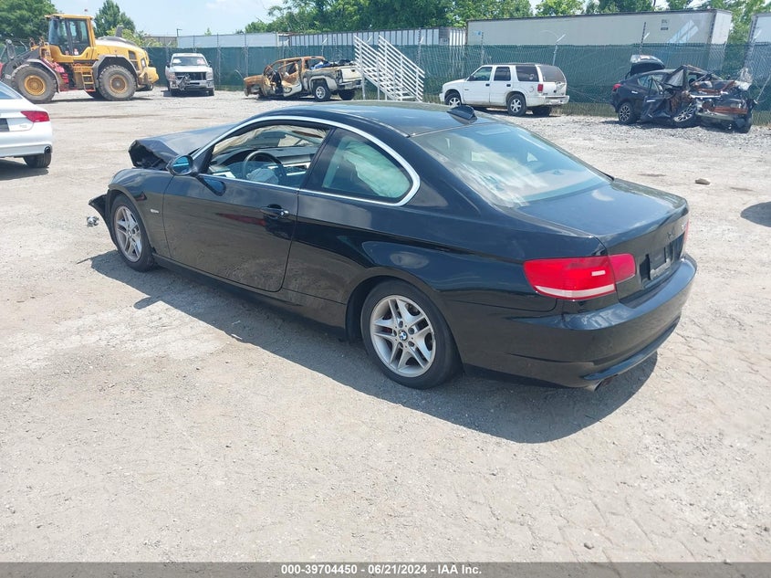 2008 BMW 328I VIN: WBAWV13528P120021 Lot: 39704450