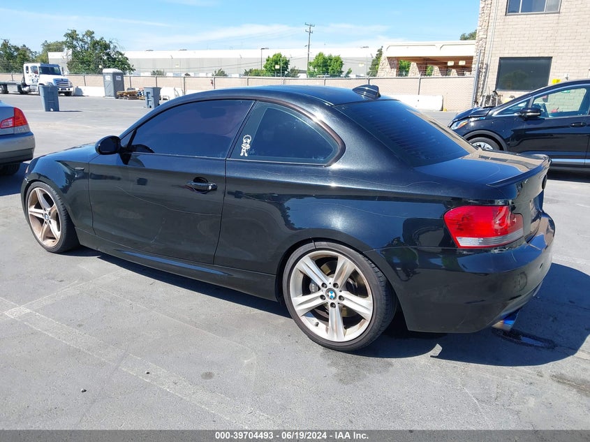 2008 BMW 135I VIN: WBAUC735X8VF24327 Lot: 39704493