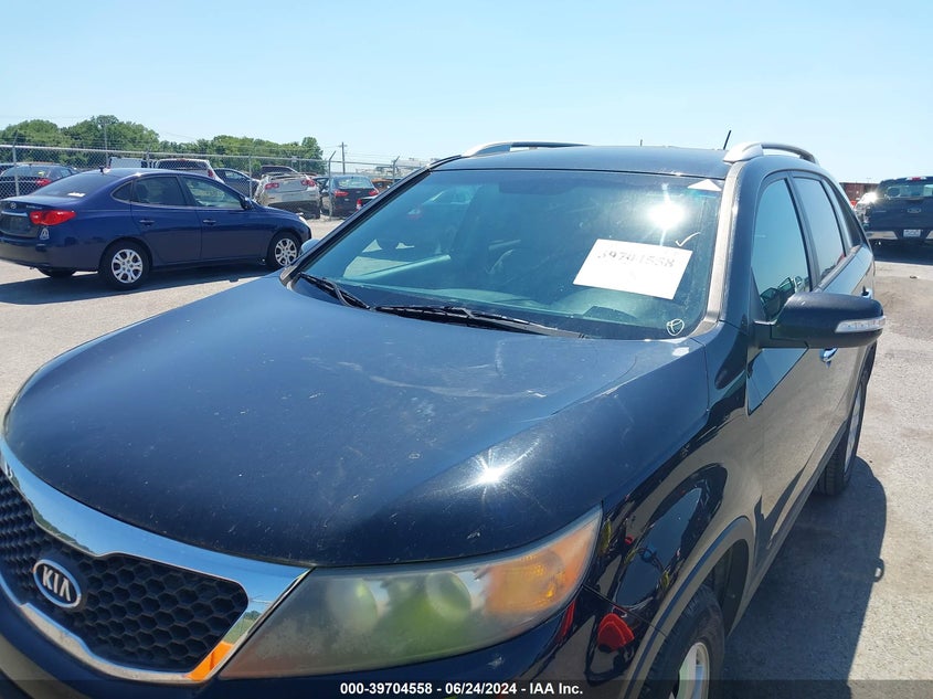 2011 Kia Sorento Lx VIN: 5XYKT3A1XBG025073 Lot: 39704558