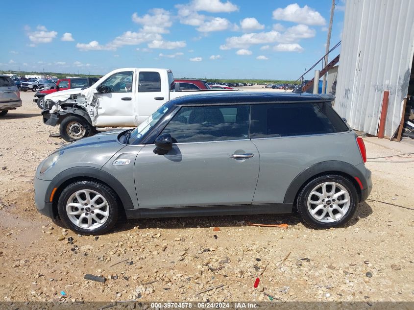 2015 Mini Hardtop Cooper S VIN: WMWXP7C5XF2A35247 Lot: 39704578