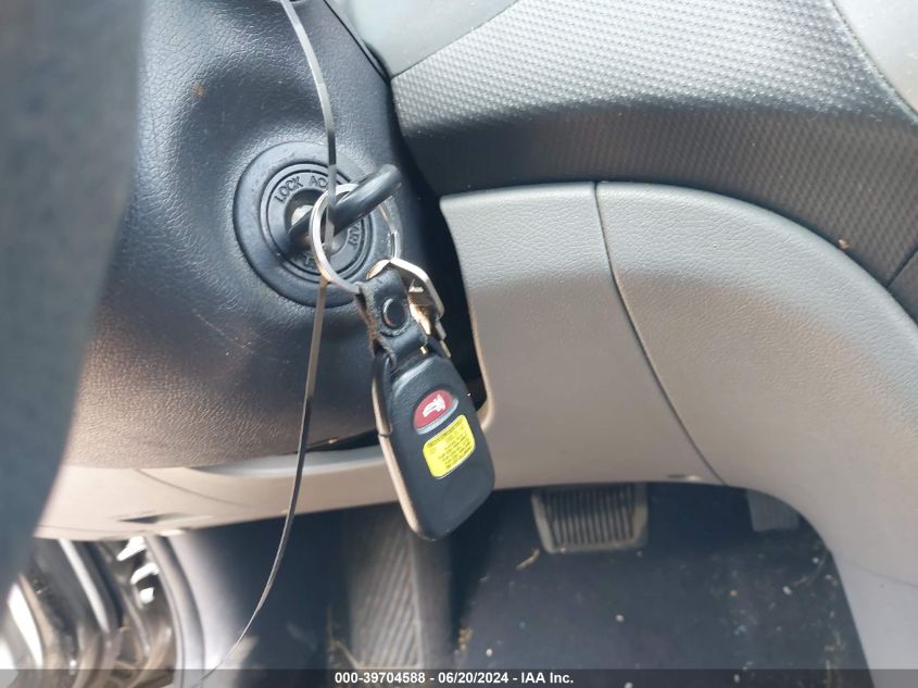 2014 Hyundai Accent Gls VIN: KMHCU4AE4EU768689 Lot: 39704588