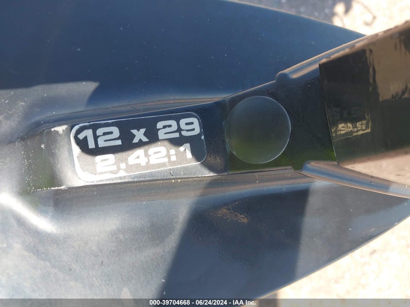 2000 Mercury Motor VIN: 0T049910 Lot: 39704668