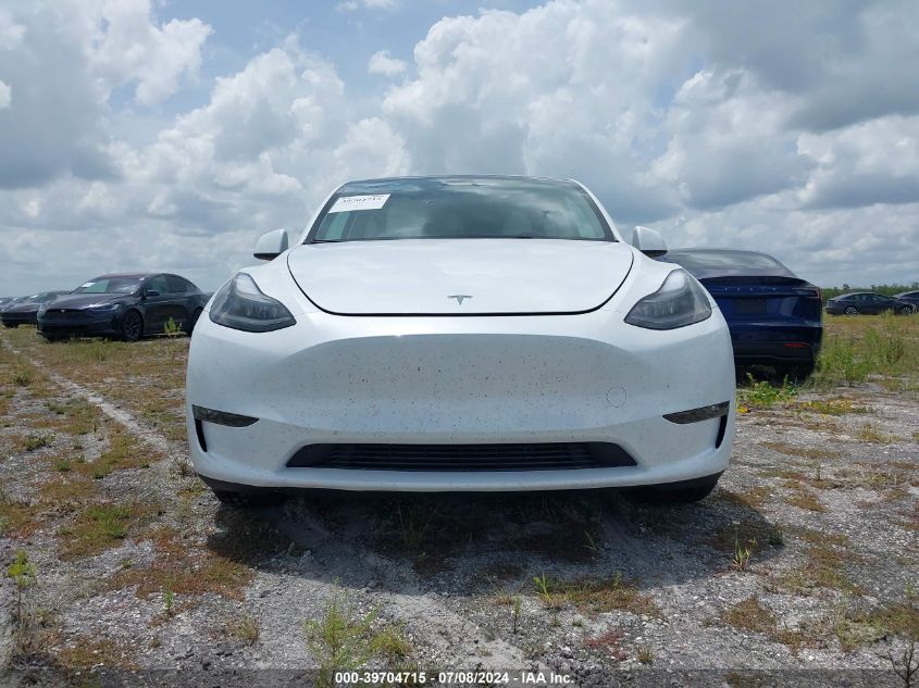 2024 Tesla Model Y Performance Dual Motor All-Wheel Drive VIN: 7SAYGDEF2RA268971 Lot: 39704715