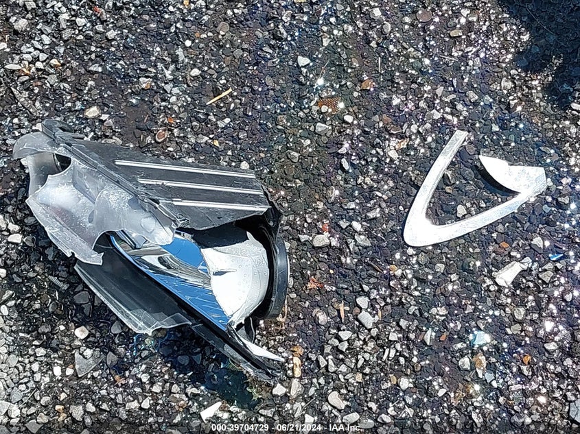 2015 Toyota Camry Se VIN: 4T1BF1FKXFU884855 Lot: 39704729