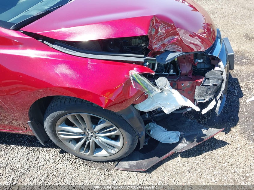 2015 Toyota Camry Se VIN: 4T1BF1FKXFU884855 Lot: 39704729