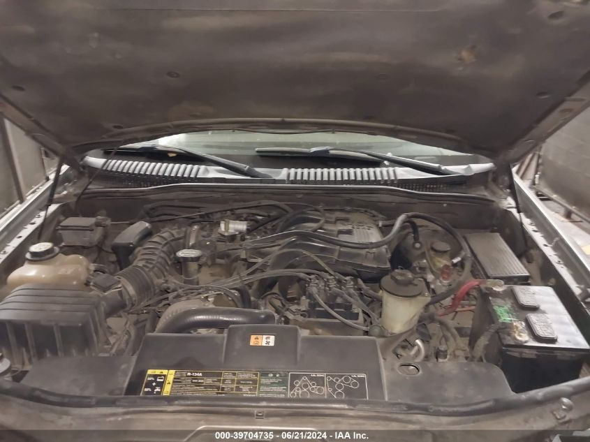 2002 Ford Explorer Xls VIN: 1FMZU72K42ZC74427 Lot: 39704735