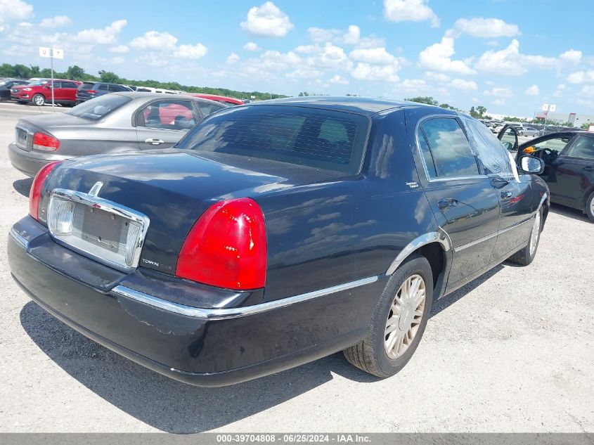 2007 Lincoln Town Car Signature Limited VIN: 1LNHM82V27Y619866 Lot: 39704808