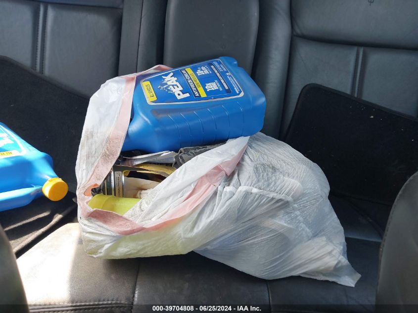 2007 Lincoln Town Car Signature Limited VIN: 1LNHM82V27Y619866 Lot: 39704808