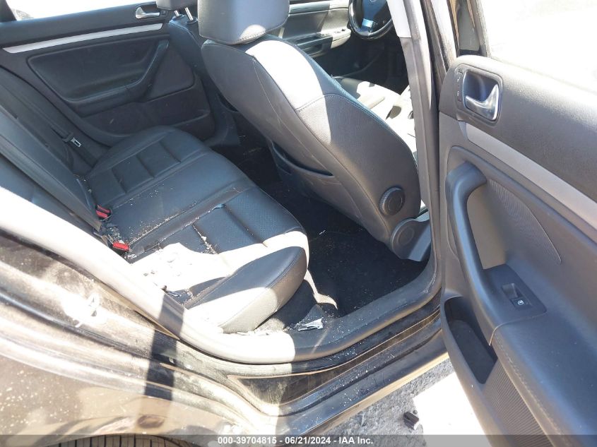 2009 Volkswagen Jetta Se/Sel VIN: 3VWRZ71K89M121789 Lot: 39704815