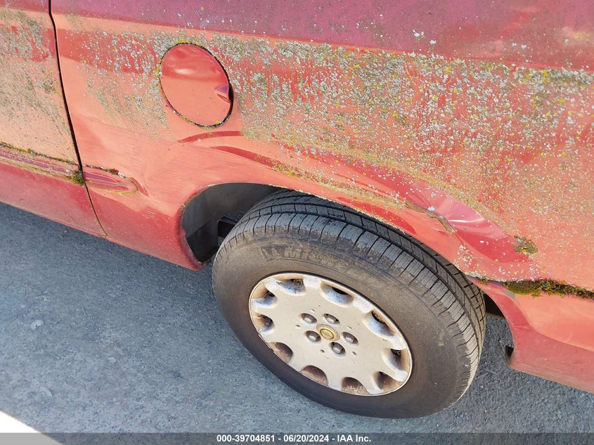 2001 Chrysler Town & Country Lx VIN: 2C8GP44371R385794 Lot: 39704851