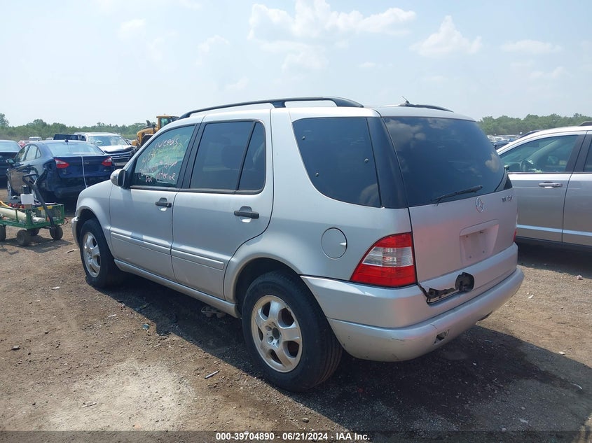 2002 Mercedes-Benz Ml 320 VIN: 4JGAB54E92A318936 Lot: 39704890