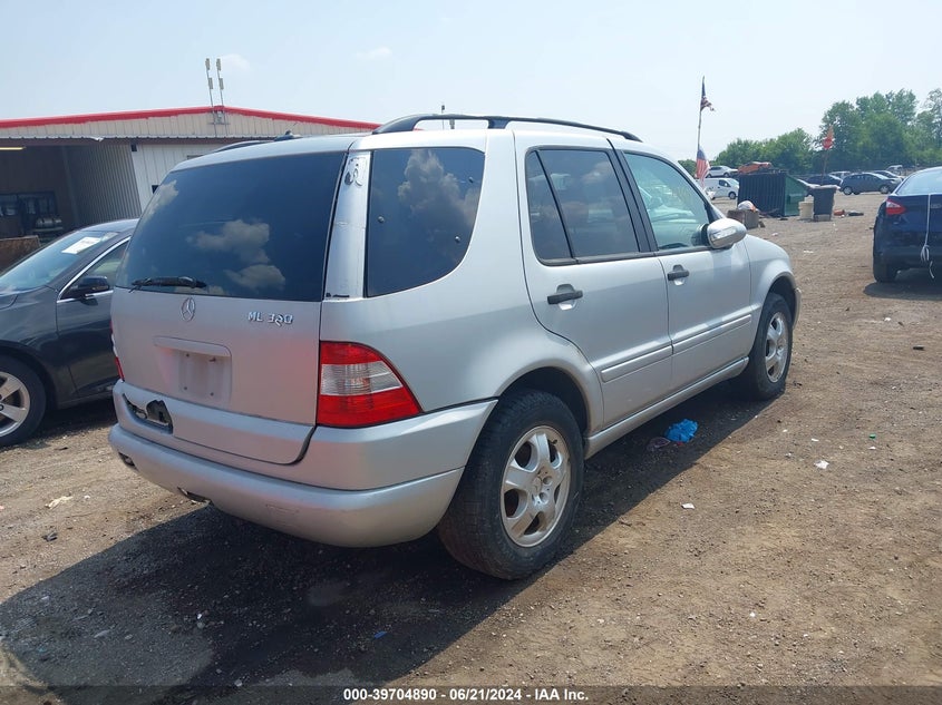 2002 Mercedes-Benz Ml 320 VIN: 4JGAB54E92A318936 Lot: 39704890