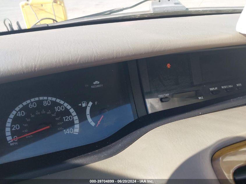 2002 Toyota Avalon Xl/Xls VIN: 4T1BF28B52U245926 Lot: 39704899