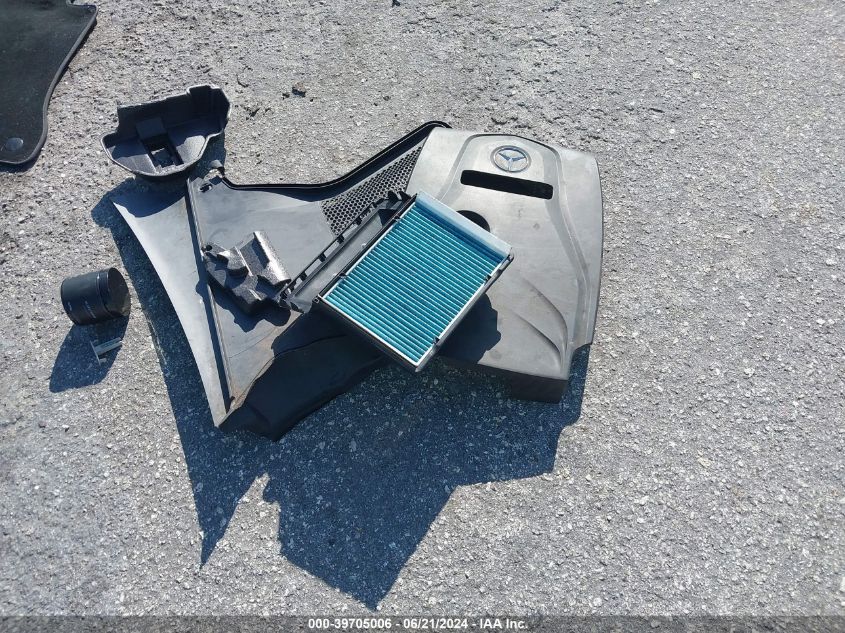 2016 Mercedes-Benz C 300 300 4Matic VIN: 55SWF4KB3GU118522 Lot: 39705006