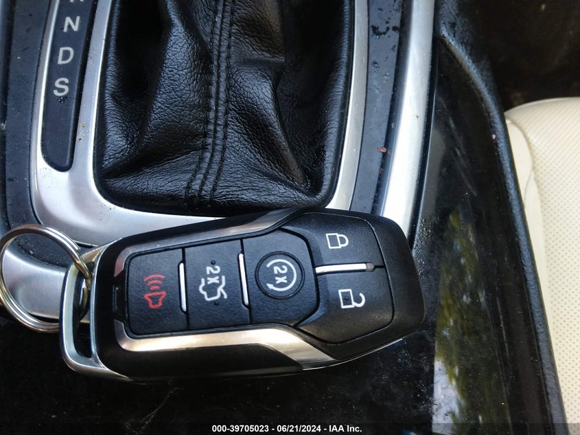 2015 Ford Edge Titanium VIN: 2FMTK4K92FBC10290 Lot: 39705023