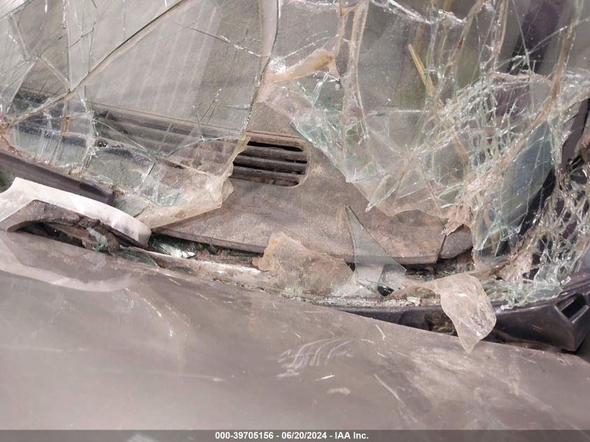 2002 Chevrolet Tahoe Ls VIN: 1GNEK13Z42J138001 Lot: 39705156