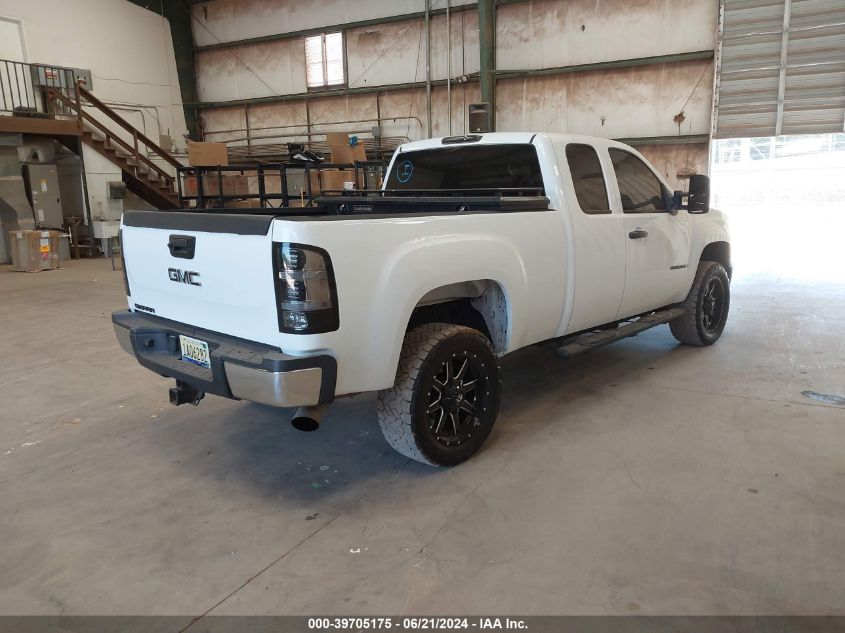 2008 GMC Sierra 2500Hd Work Truck VIN: 1GTHC29K78E106440 Lot: 39705175