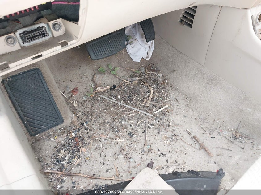 2007 Hyundai Accent Gls VIN: KMHCN46C17U138037 Lot: 39705259