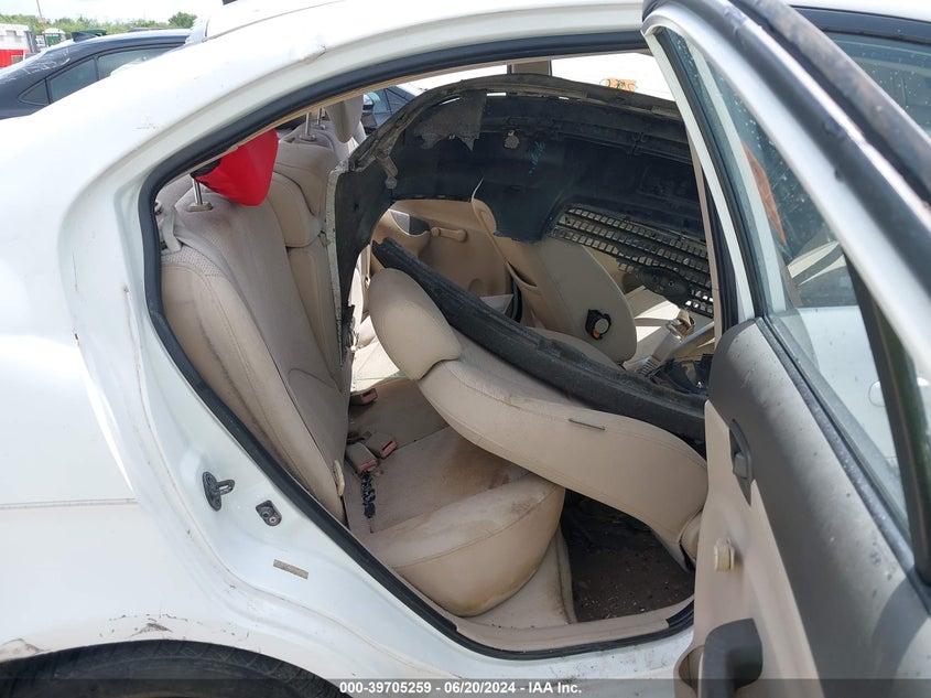 2007 Hyundai Accent Gls VIN: KMHCN46C17U138037 Lot: 39705259