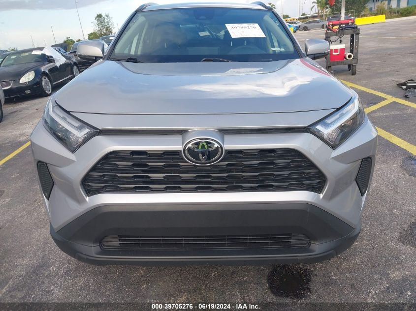 2022 Toyota Rav4 Xle VIN: 2T3W1RFV0NC174282 Lot: 39705276