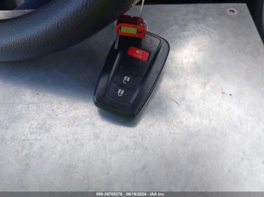 2022 Toyota Rav4 Xle VIN: 2T3W1RFV0NC174282 Lot: 39705276